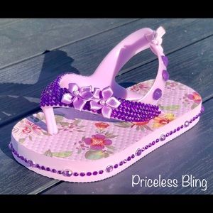 Rhinestone Embellished Toddler Flip Flops 💜